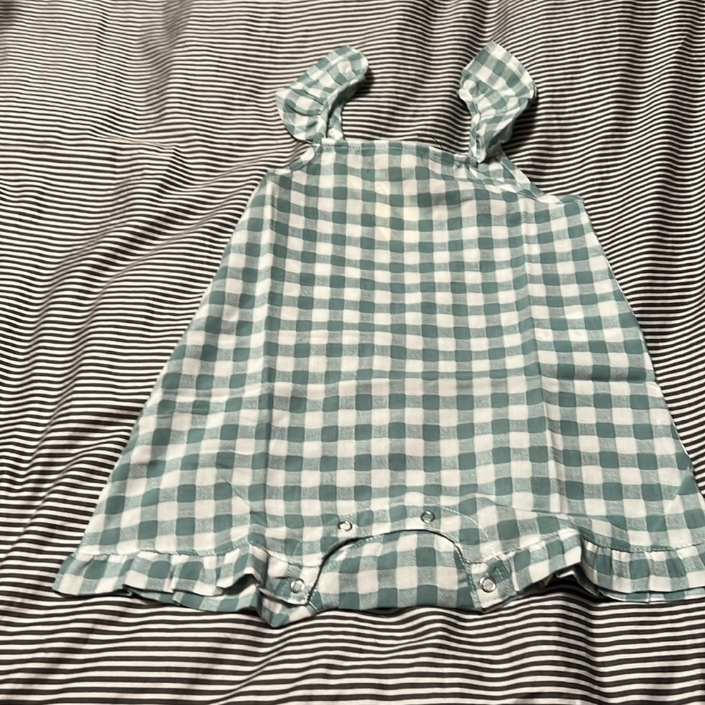 Vignette Toddler one piece romper with snaps NWT 18-24m